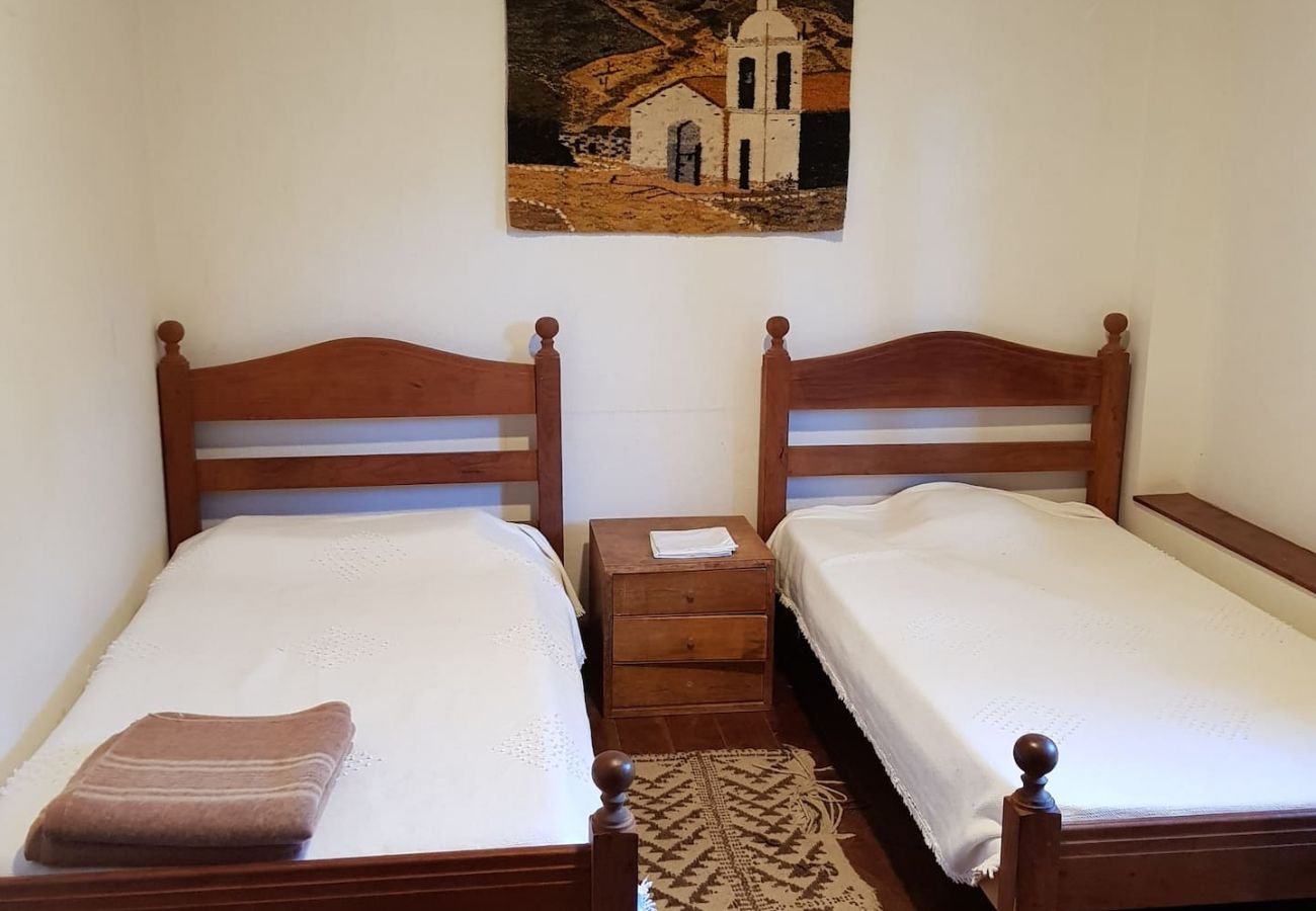 Casa en San Carlos de Bariloche - Peni08 Cálida e histórica  propiedad ubicada en un predio de  8 hectáreas