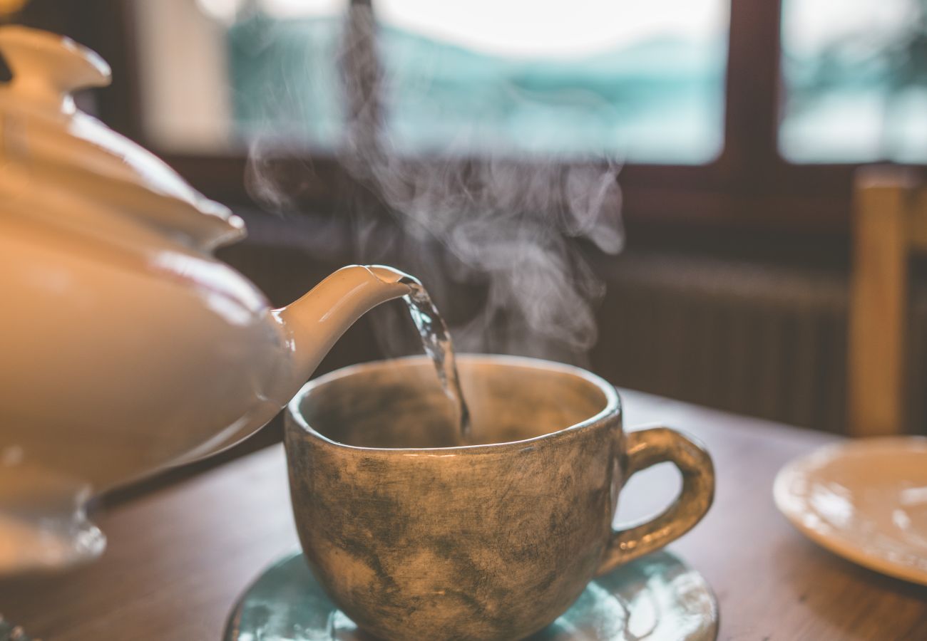Casa en San Carlos de Bariloche - CÁLIDA CASONA ALPINA FRENTE AL LAGO NAHUEL HUAPI