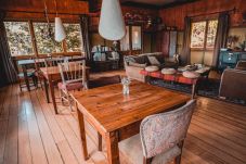 Casa en San Carlos de Bariloche - CÁLIDA CASONA ALPINA FRENTE AL LAGO NAHUEL HUAPI