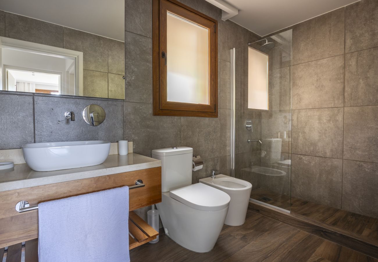 Apartamento en San Carlos de Bariloche - LENGA PB D  Increible departamento en Peñon Arelauquen