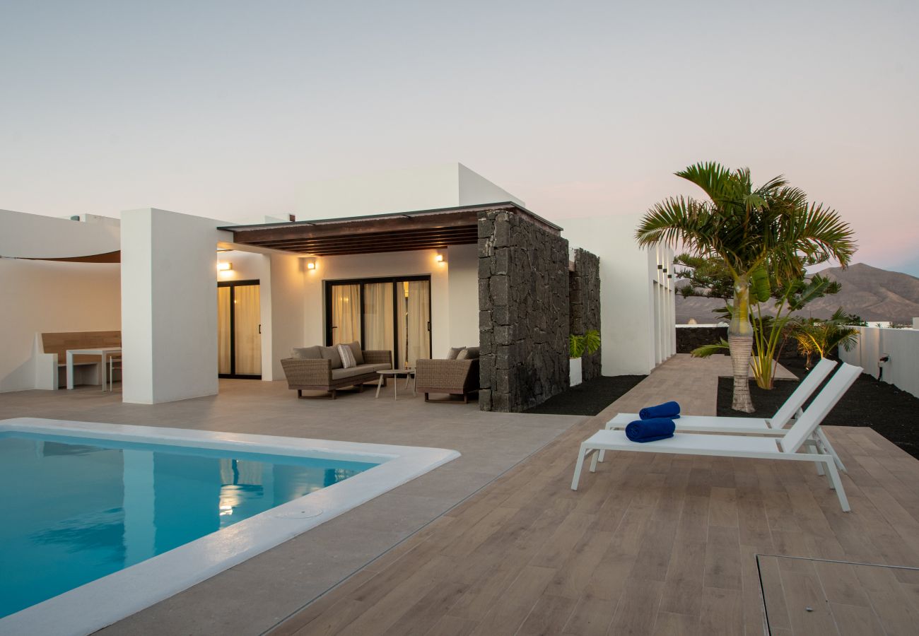Villa en Playa Blanca - Villa Iris 