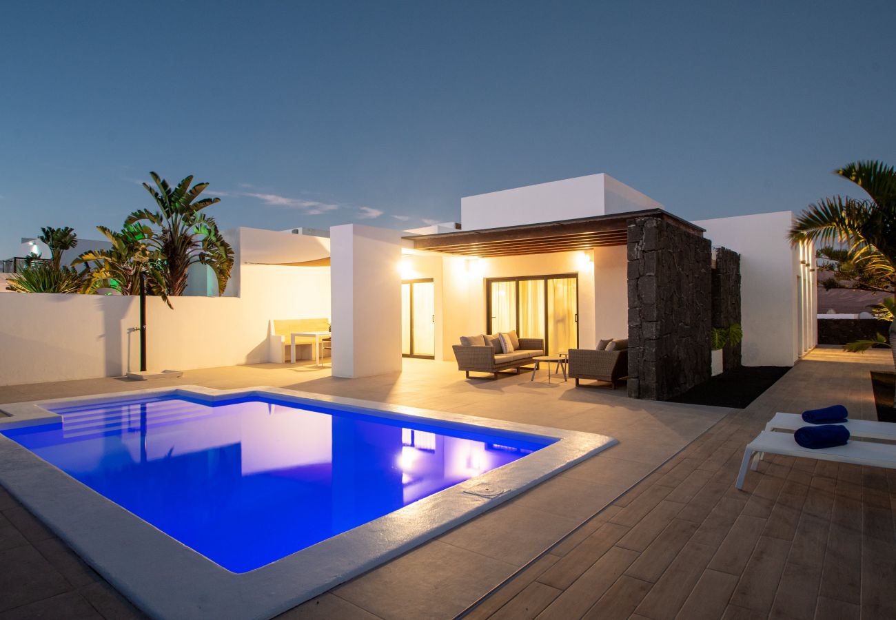 Villa en Playa Blanca - Villa Iris 
