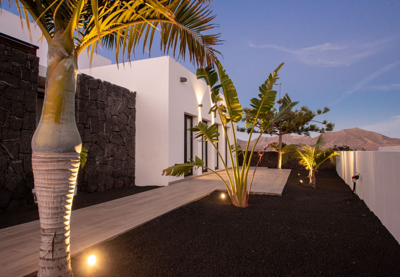 Villa en Playa Blanca - Villa Iris 