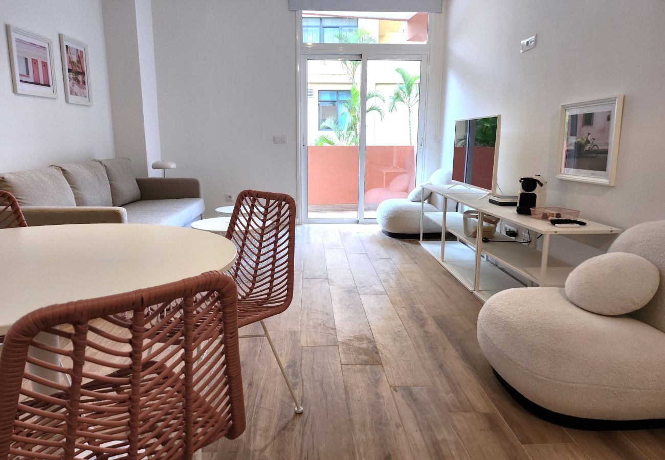 Apartamento en Puerto de la Cruz - Pink Alta apartment with pool