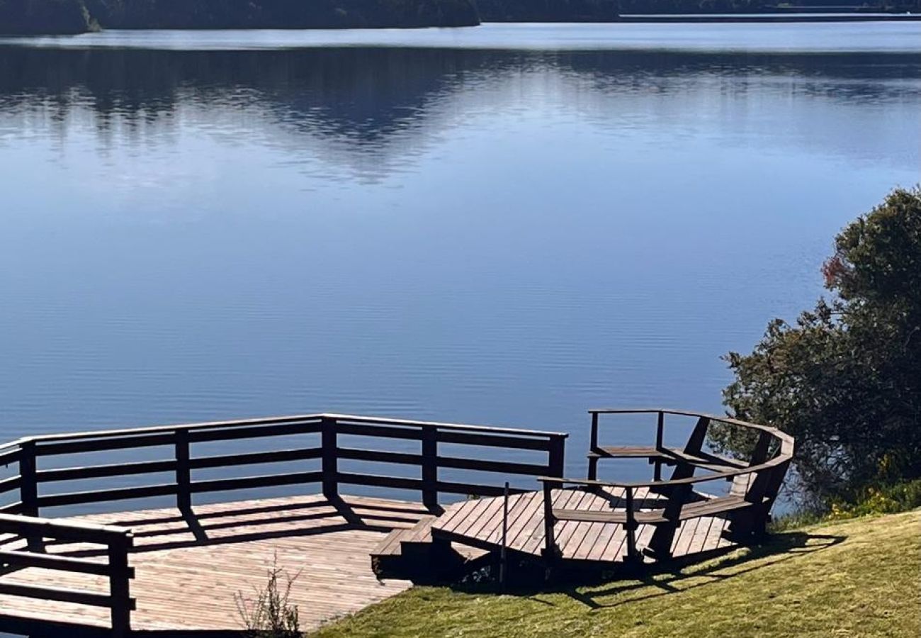 Casa en San Carlos de Bariloche - MORE19 Casona y Cabaña ubicada en la Divina Península Llao LLao 