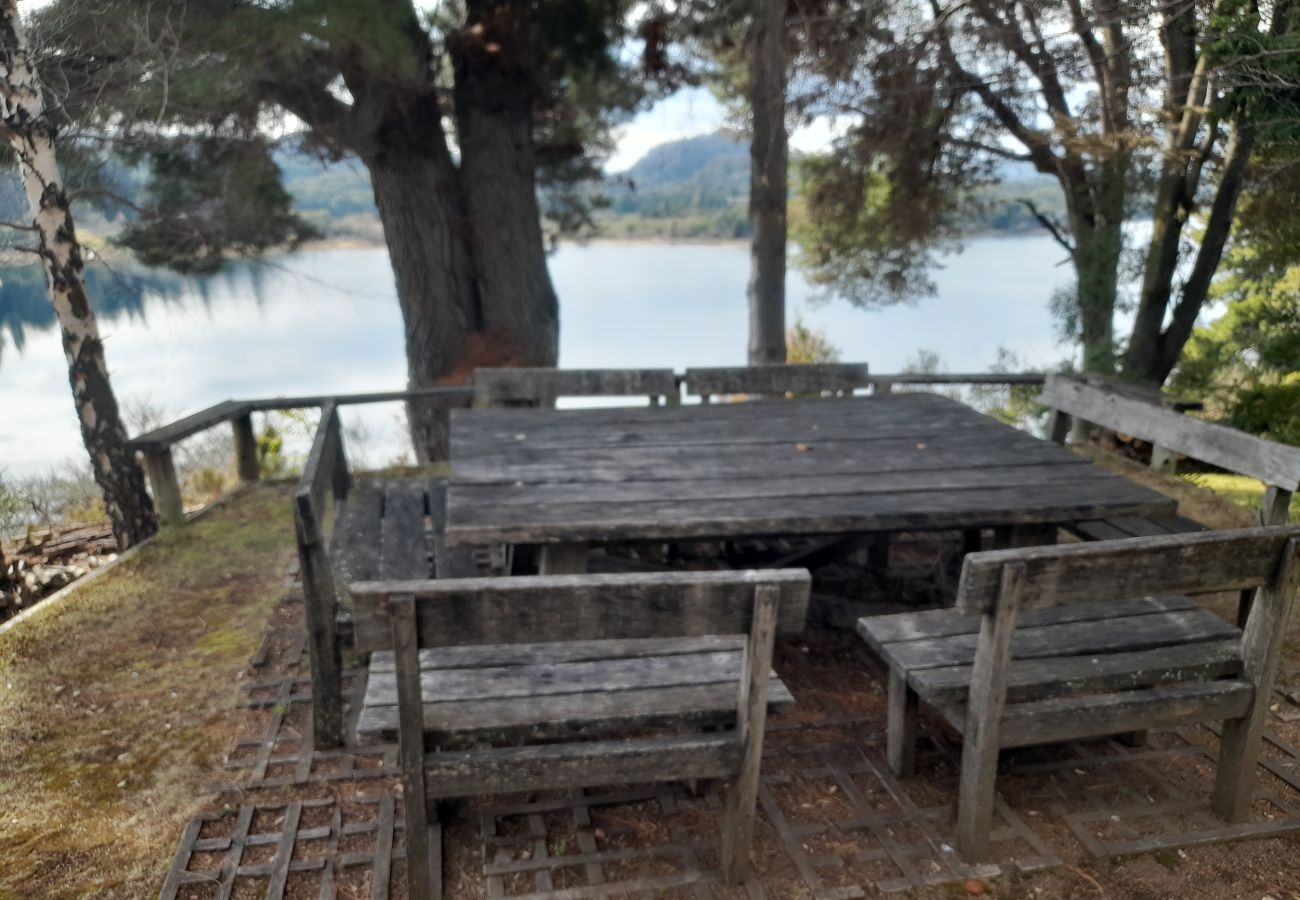Casa en San Carlos de Bariloche - MORE19 Casona y Cabaña ubicada en la Divina Península Llao LLao 