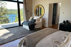 Casa en San Carlos de Bariloche - CASA CHIC EN BARILOCHE, CON COSTA Y PILETA - 