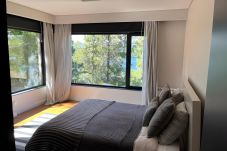 Casa en San Carlos de Bariloche - CASA CHIC EN BARILOCHE, CON COSTA Y PILETA - 