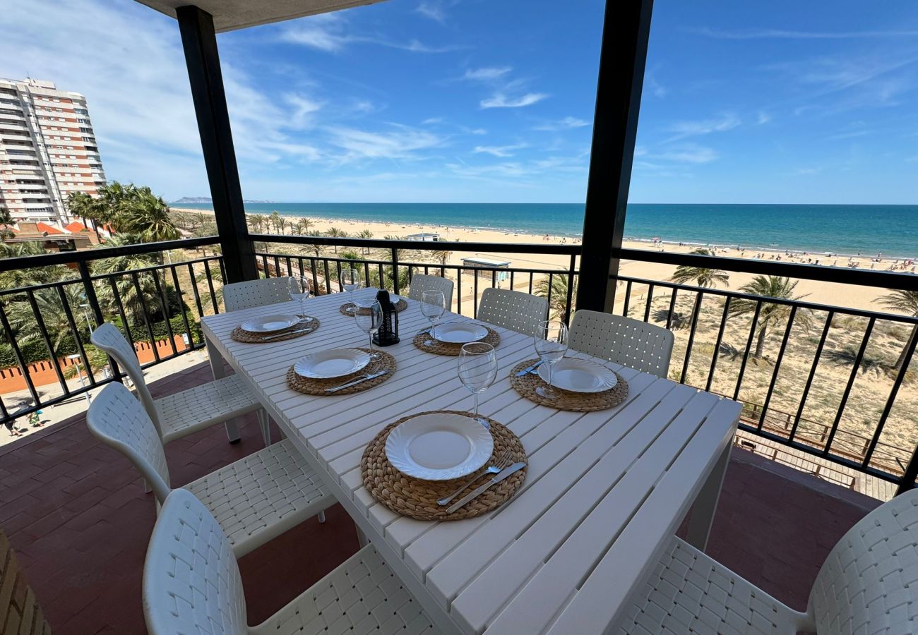 Apartamento en Playa de Gandía - PRECIOSO APARTAMENTO FRONTAL AL MAR - alquiler solo familias