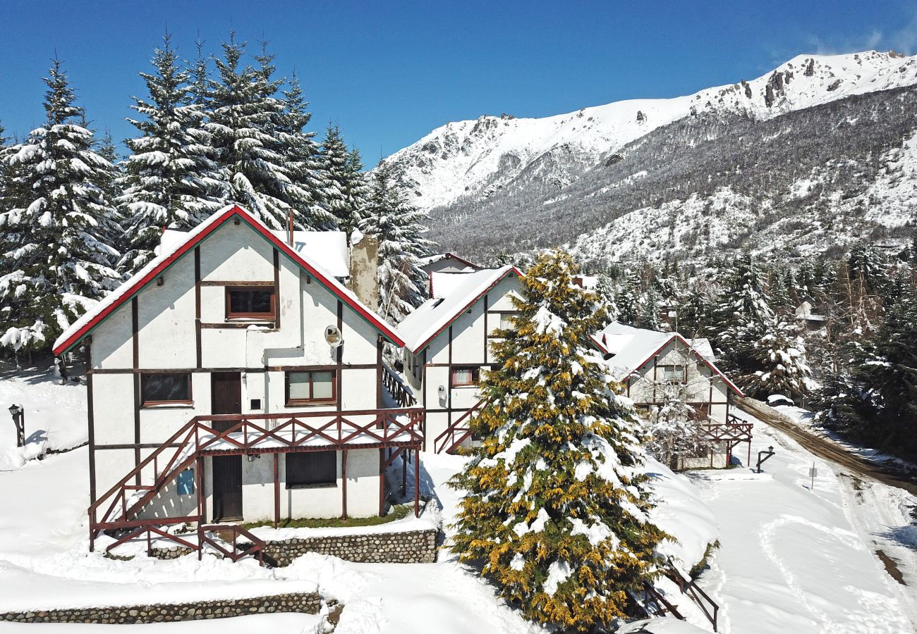 Apartamento en San Carlos de Bariloche - CATE14 Departamento para 6 personas en la base del cerro Catedral. 