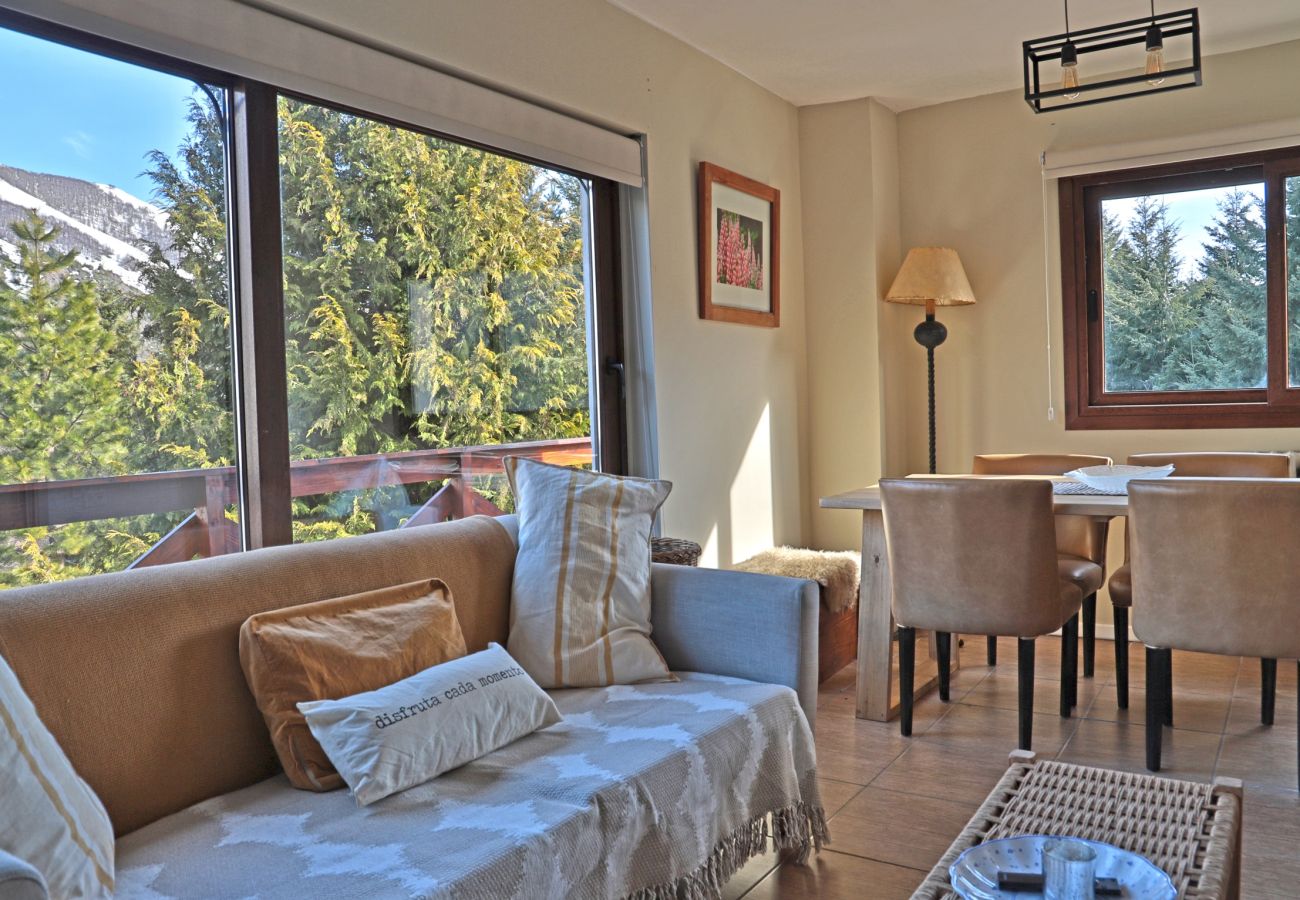 Apartamento en San Carlos de Bariloche - CATE14 Departamento para 6 personas en la base del cerro Catedral. 