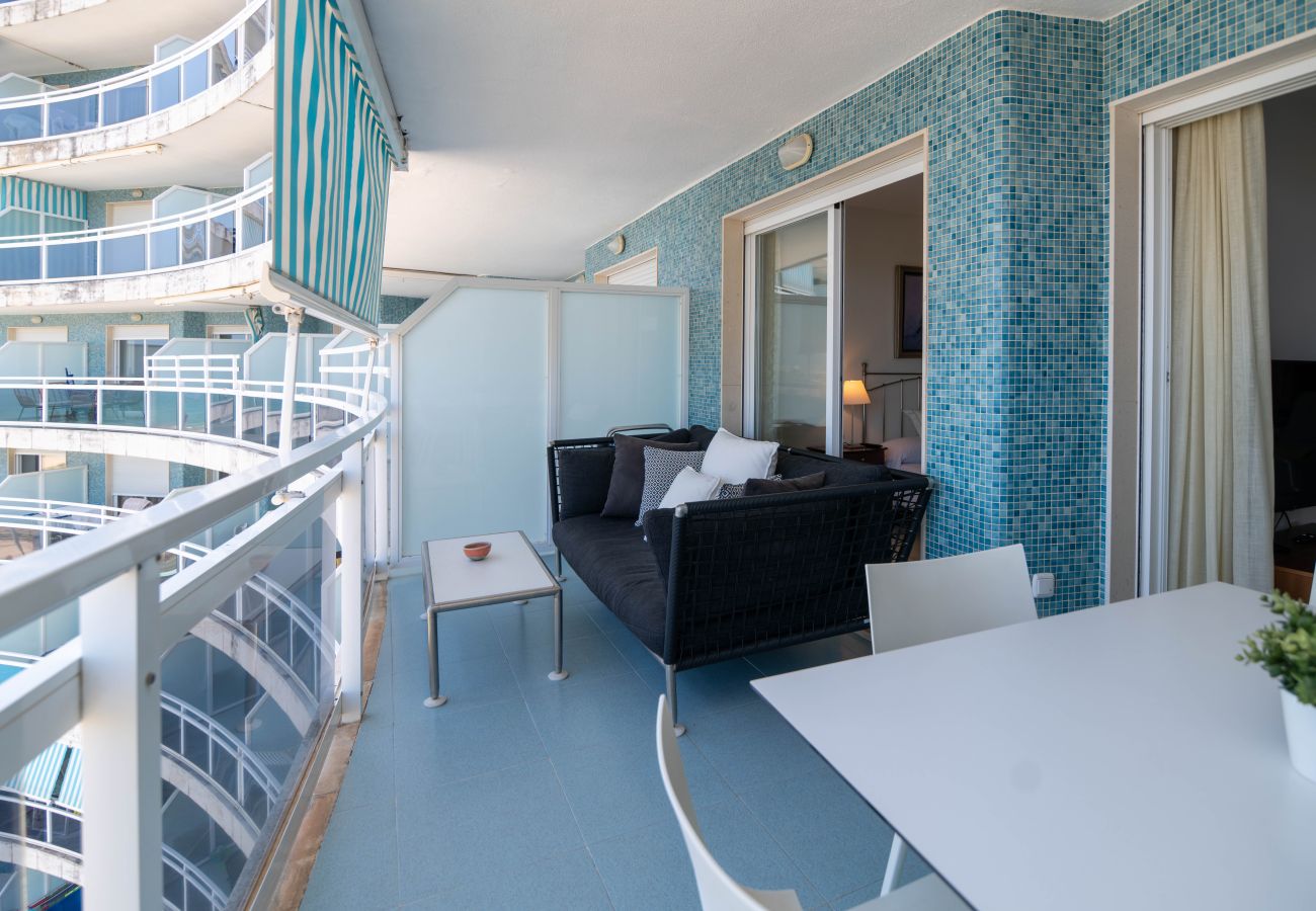 Apartamento en Playa de Gandía - FRONTAL AL MEDITERRANEO - alquiler solo familias
