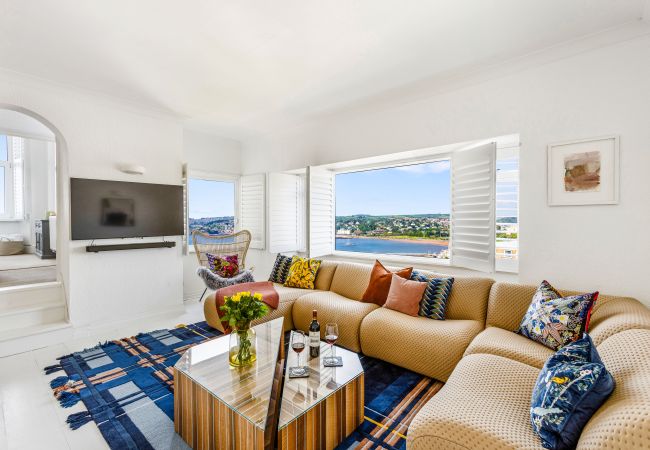 Casa en Torquay - Vane Tower- Historic retreat with Panoramic Sea Views Casa en Torquay - Vane Tower- Historic retreat with Panoramic Sea Views
