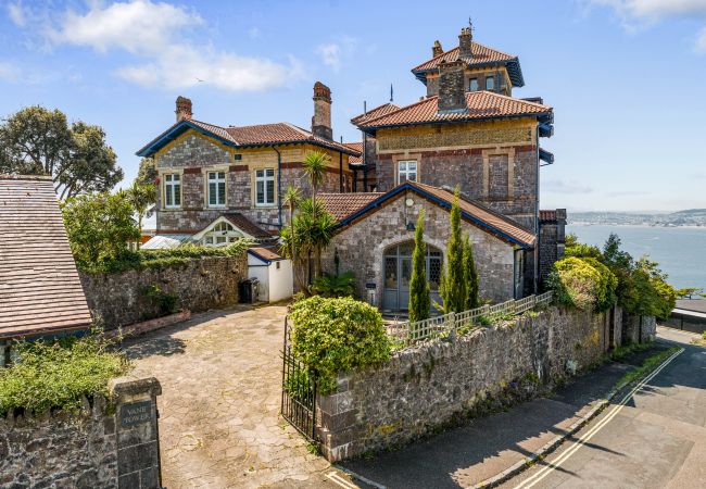 Casa en Torquay - Vane Tower- Historic retreat with Panoramic Sea Views Casa en Torquay - Vane Tower- Historic retreat with Panoramic Sea Views