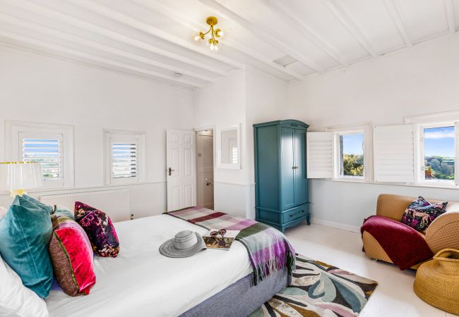 Casa en Torquay - Vane Tower- Historic retreat with Panoramic Sea Views Casa en Torquay - Vane Tower- Historic retreat with Panoramic Sea Views