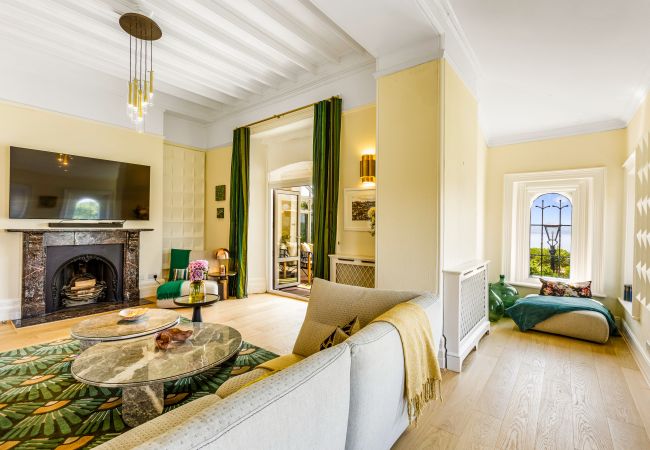 Casa en Torquay - Vane Tower- Historic retreat with Panoramic Sea Views Casa en Torquay - Vane Tower- Historic retreat with Panoramic Sea Views