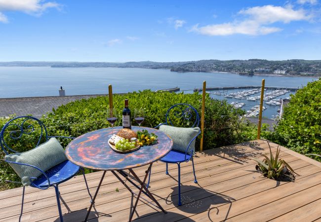 Casa en Torquay - Vane Tower- Historic retreat with Panoramic Sea Views Casa en Torquay - Vane Tower- Historic retreat with Panoramic Sea Views