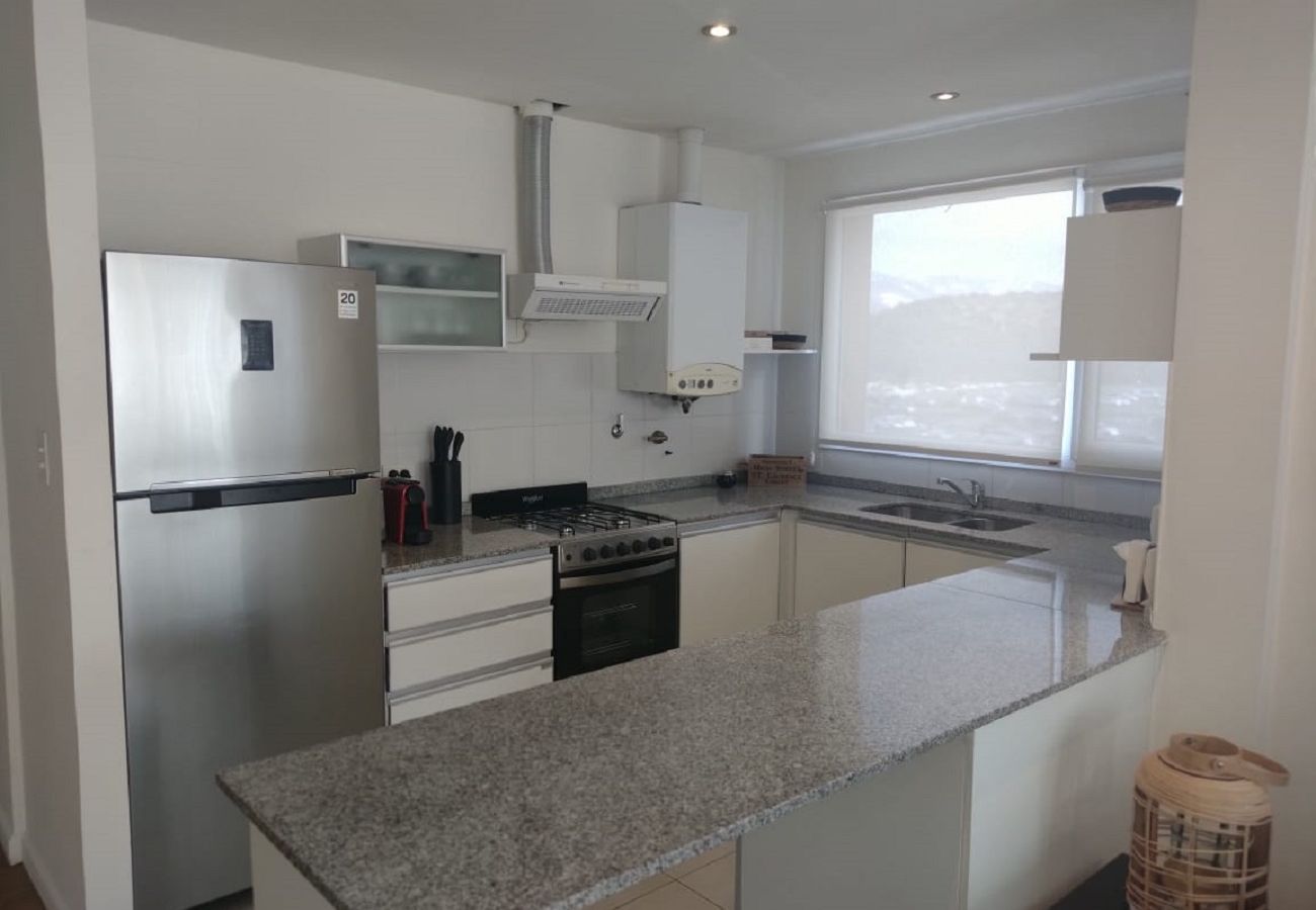 Apartamento en San Carlos de Bariloche - Cate22 Departamento con pileta y jacuzzi  en  complejo Latitud Catedral