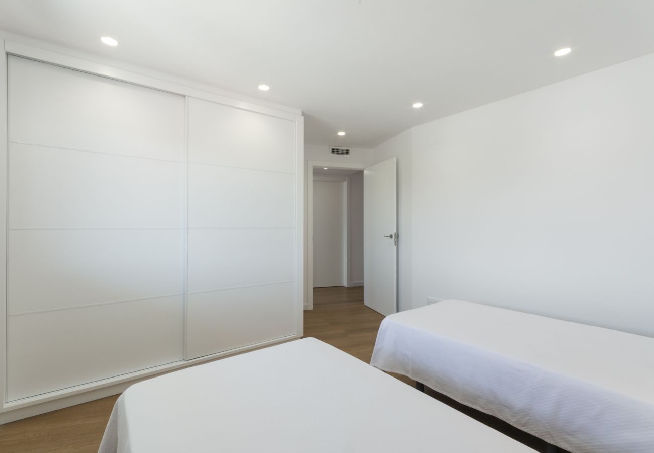 Apartamento en Playa de Gandía - AG PIRÁMIDE