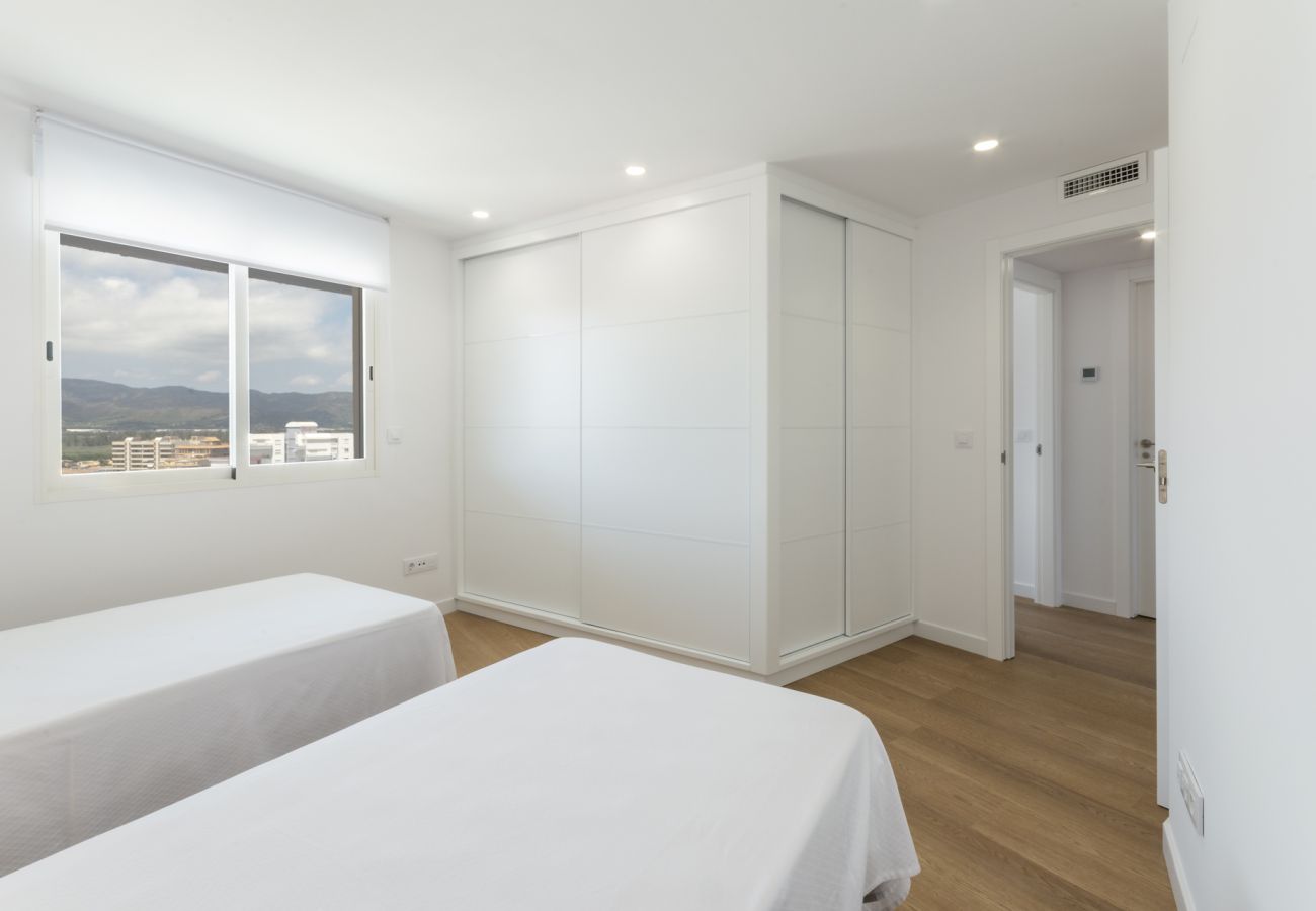 Apartamento en Playa de Gandía - AG PIRÁMIDE