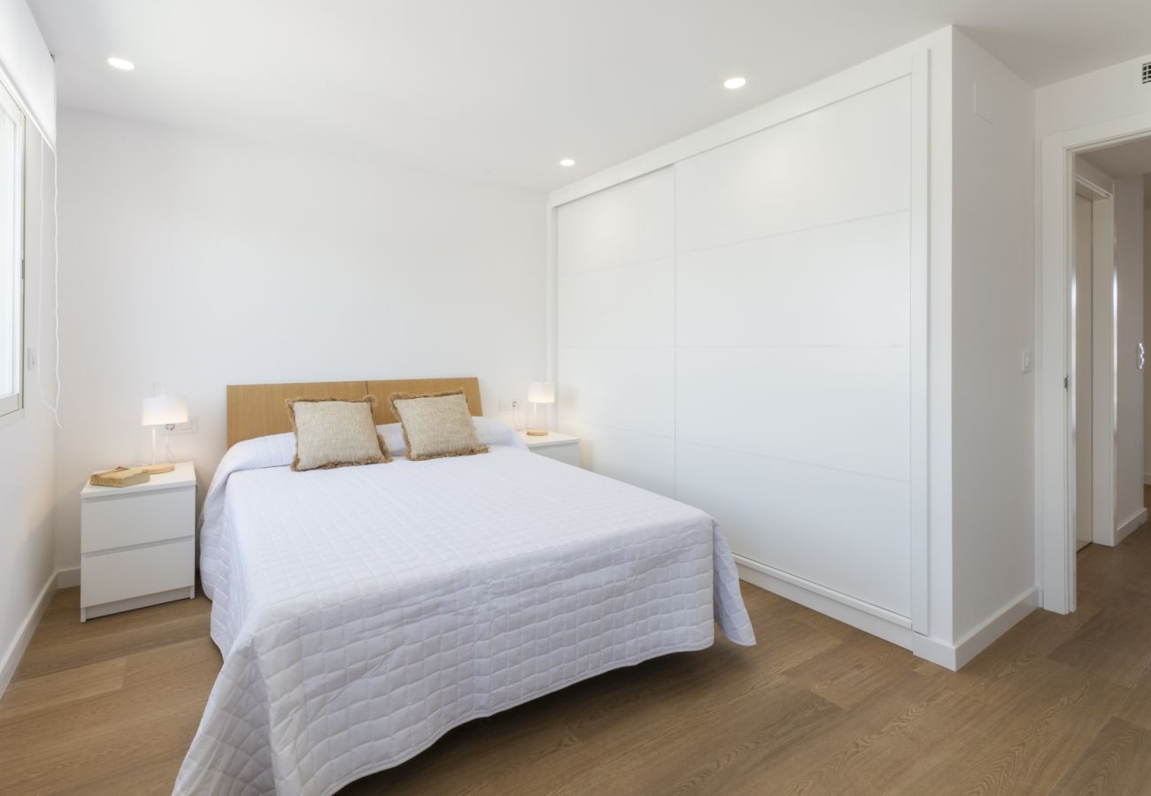 Apartamento en Playa de Gandía - AG PIRÁMIDE