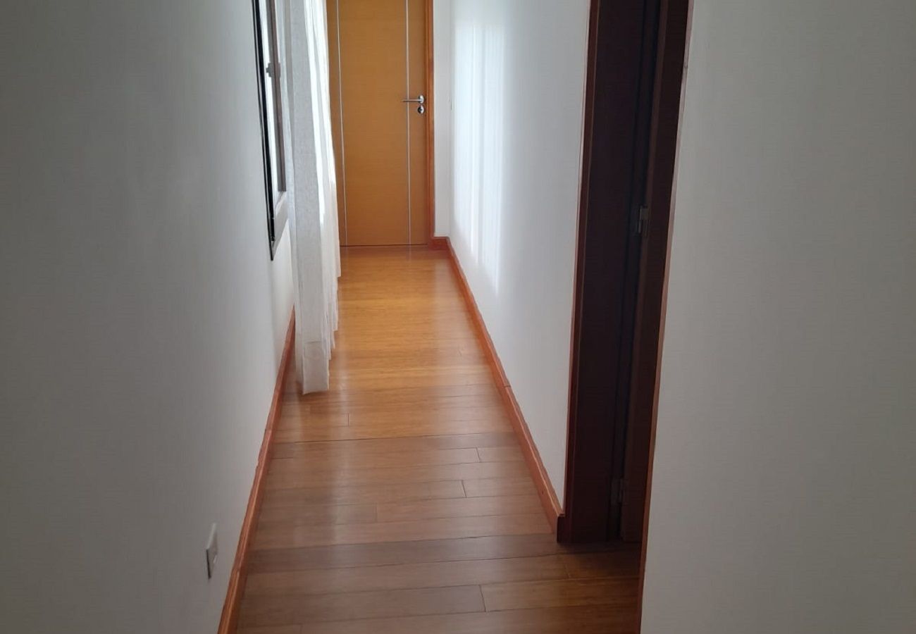 Casa en San Carlos de Bariloche - ARE53 CASA MODERNA, MUY CÓMODA Y CON SALIDA DIRECTA A LA CANCHA DE GOLF