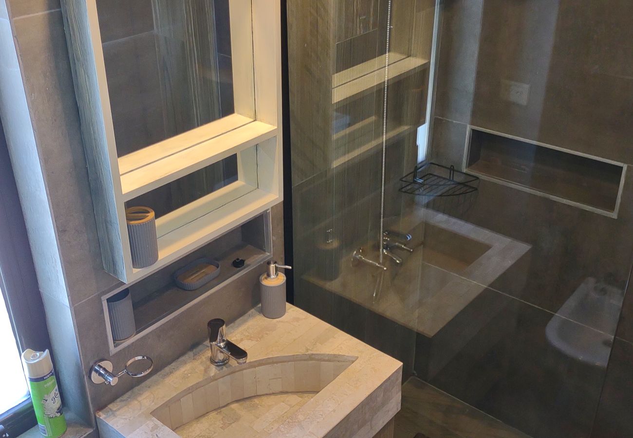 Apartamento en San Carlos de Bariloche - CATE27 Cómodo departamento en la base del cerro Catedral