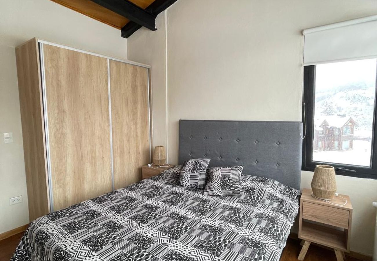 Apartamento en San Carlos de Bariloche - CATE27 Cómodo departamento en la base del cerro Catedral