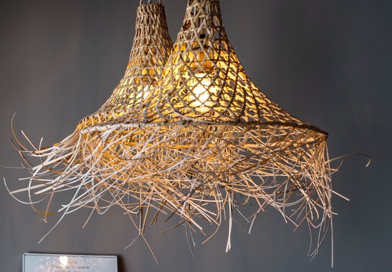 Apartamento en San Carlos de Bariloche - Montaña departamento con vista al lago y estacionamiento en Bariloche