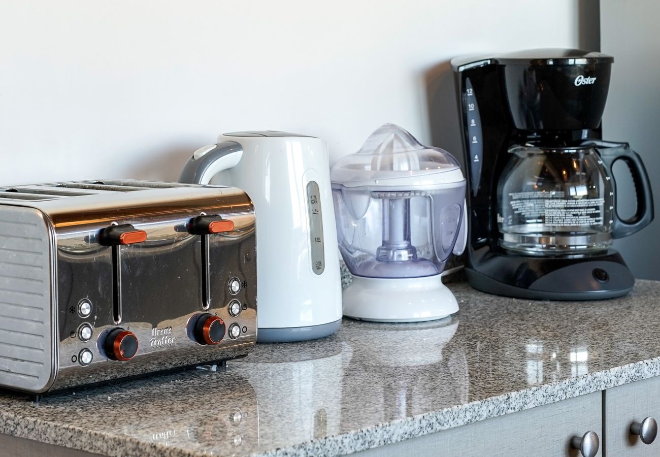 Apartamento en San Carlos de Bariloche - Montaña departamento con vista al lago y estacionamiento en Bariloche