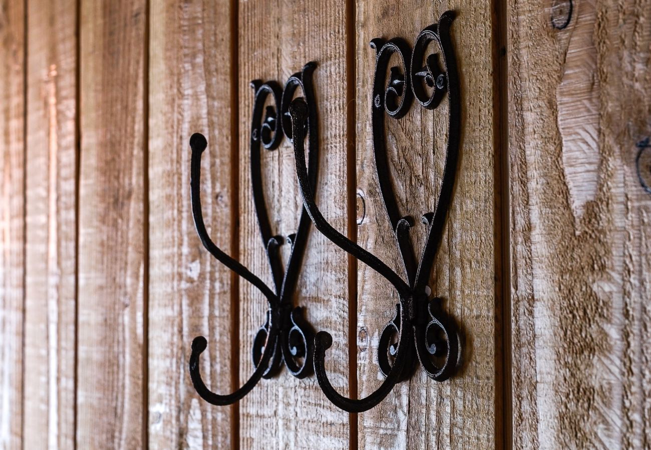 Apartamento en San Carlos de Bariloche - Montaña departamento con vista al lago y estacionamiento en Bariloche