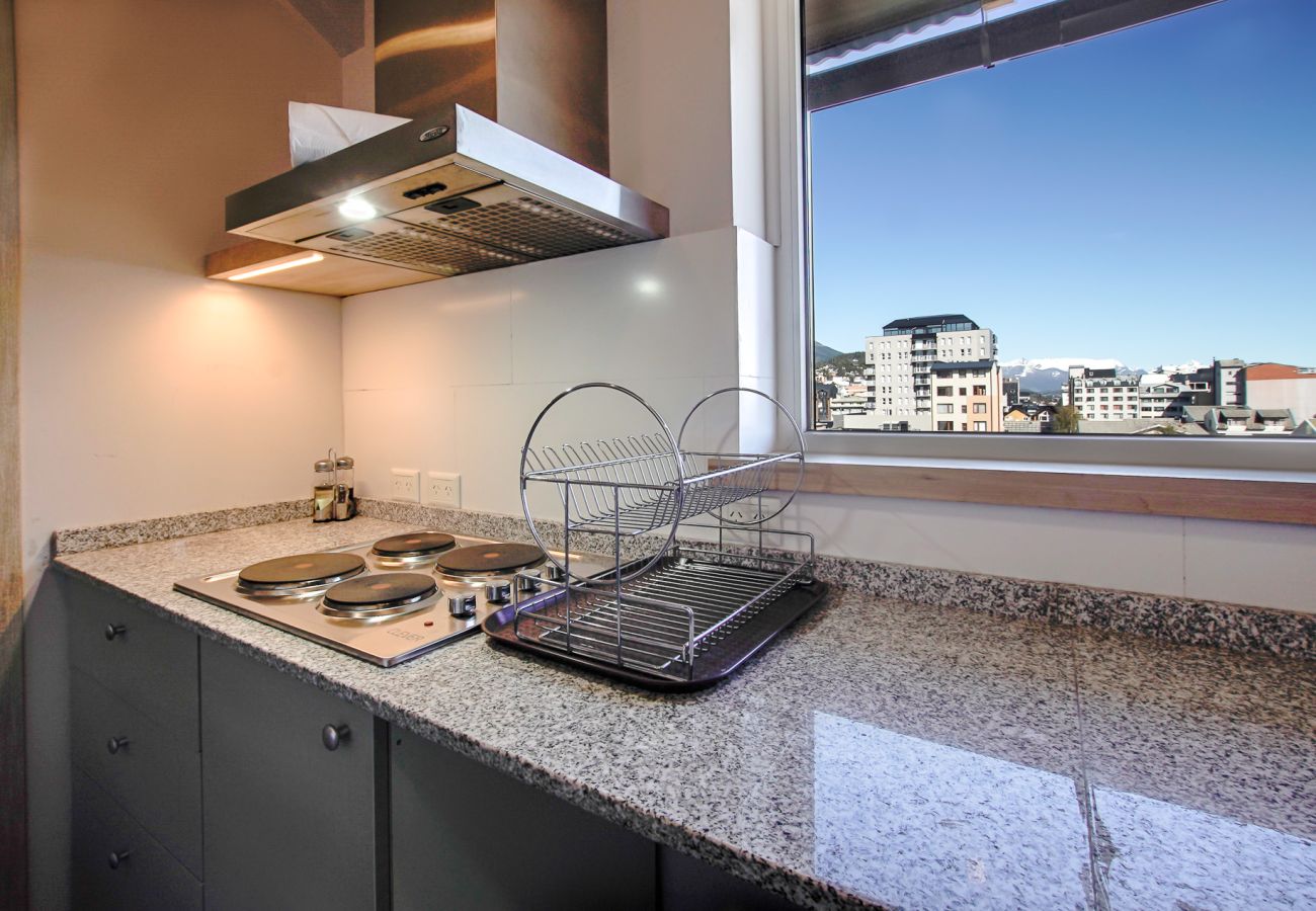 Apartamento en San Carlos de Bariloche - Montaña departamento con vista al lago y estacionamiento en Bariloche