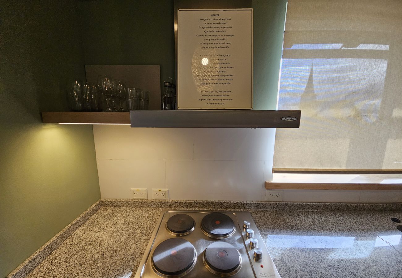 Apartamento en San Carlos de Bariloche - Montaña departamento con vista al lago y estacionamiento en Bariloche