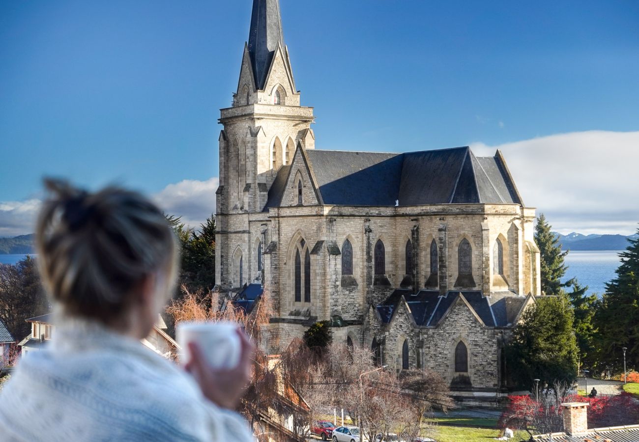 Apartamento en San Carlos de Bariloche - Mutisia departamento con vista al lago y  Catedral en Bariloche