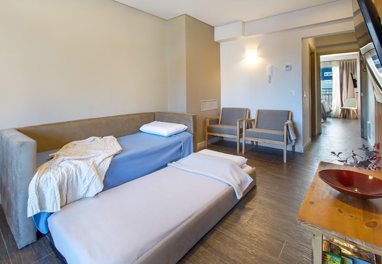 Apartamento en San Carlos de Bariloche - Mutisia departamento con vista al lago y  Catedral en Bariloche