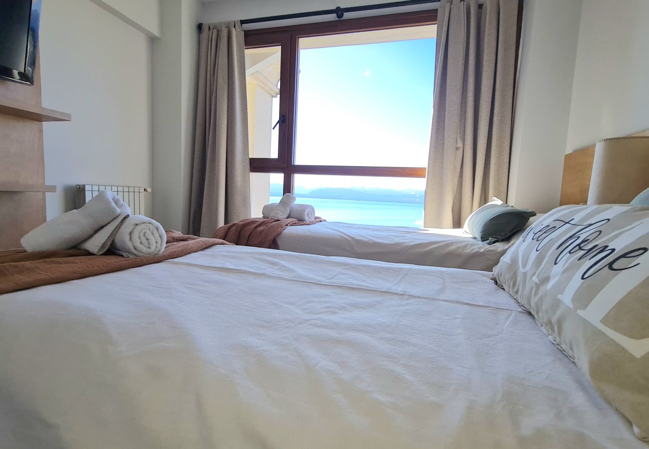 Apartamento en San Carlos de Bariloche - Kumelka departamento con vista al Lago Nahuel Huapi