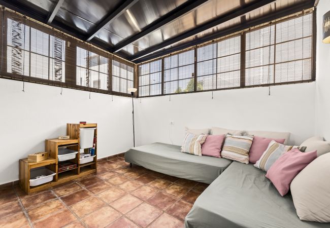 Apartamento en Playa Honda - La Casa de Tara: Tu Refugio de Sol y Mar en Playa Honda Apartamento en Playa Honda - La Casa de Tara: Tu Refugio de Sol y Mar en Playa Honda