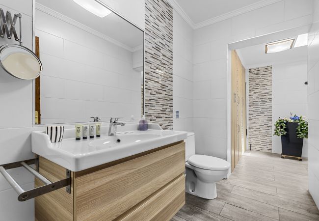 Apartamento en Playa Honda - Casa Zafiro | Apartamento Vacacional en Lanzarote Apartamento en Playa Honda - Casa Zafiro | Apartamento Vacacional en Lanzarote