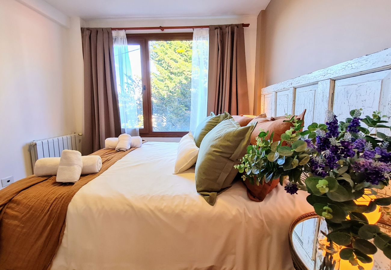 Apartamento en San Carlos de Bariloche - Letra y Musica departamento en barrio Belgrano en Bariloche