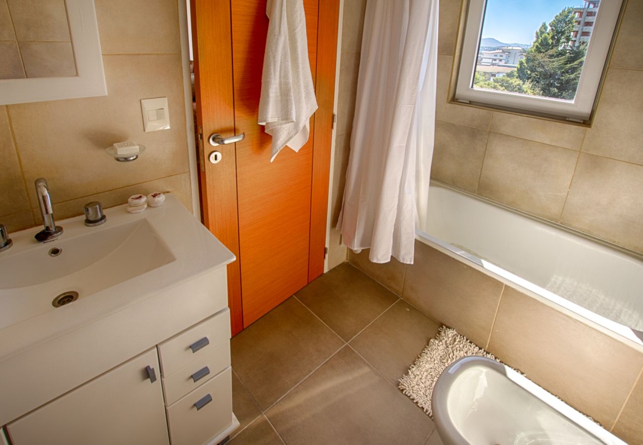 Apartamento en San Carlos de Bariloche - Periscopio departamento con una impresionante vista al lago Nahuel Huapi