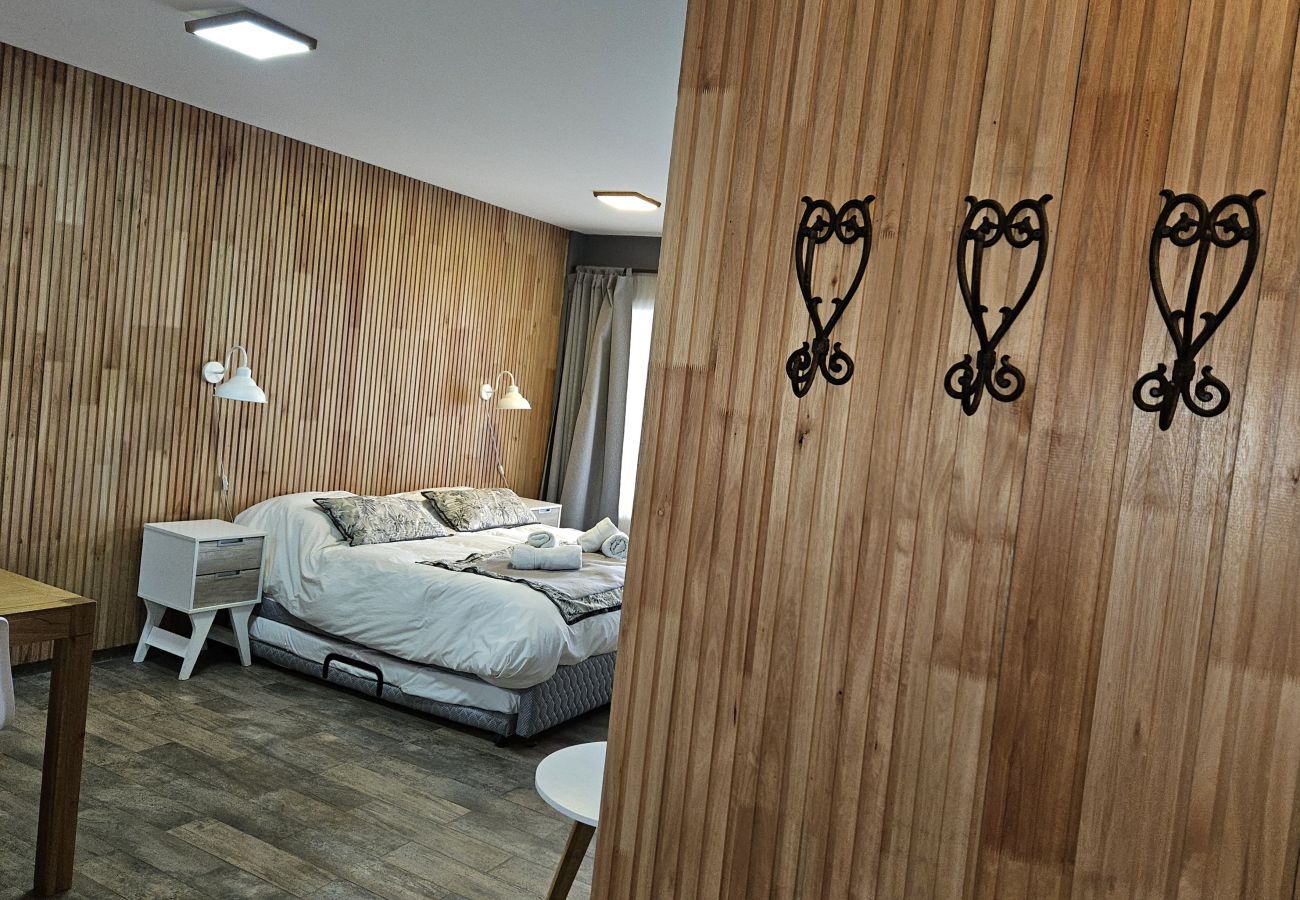 Estudio en San Carlos de Bariloche - Suizo I departamento con espectacular vista al lago Nahuel Huapi