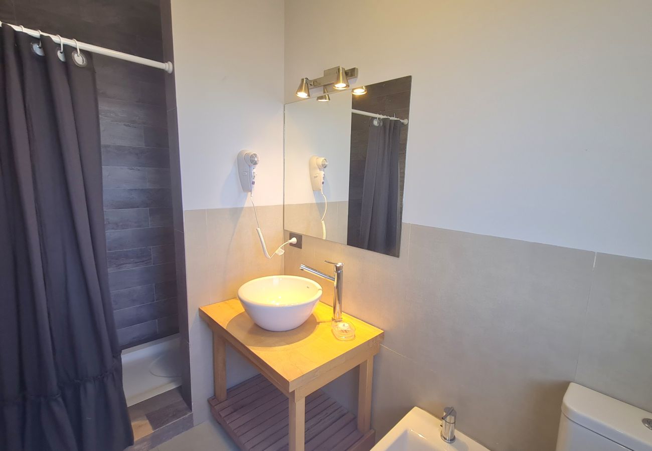 Estudio en San Carlos de Bariloche - Suizo IV departamento con impresionante vista al lago Nahuel Huapi