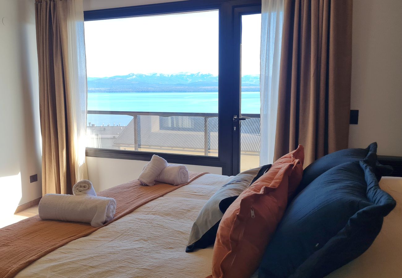Estudio en San Carlos de Bariloche - Suizo IV departamento con impresionante vista al lago Nahuel Huapi