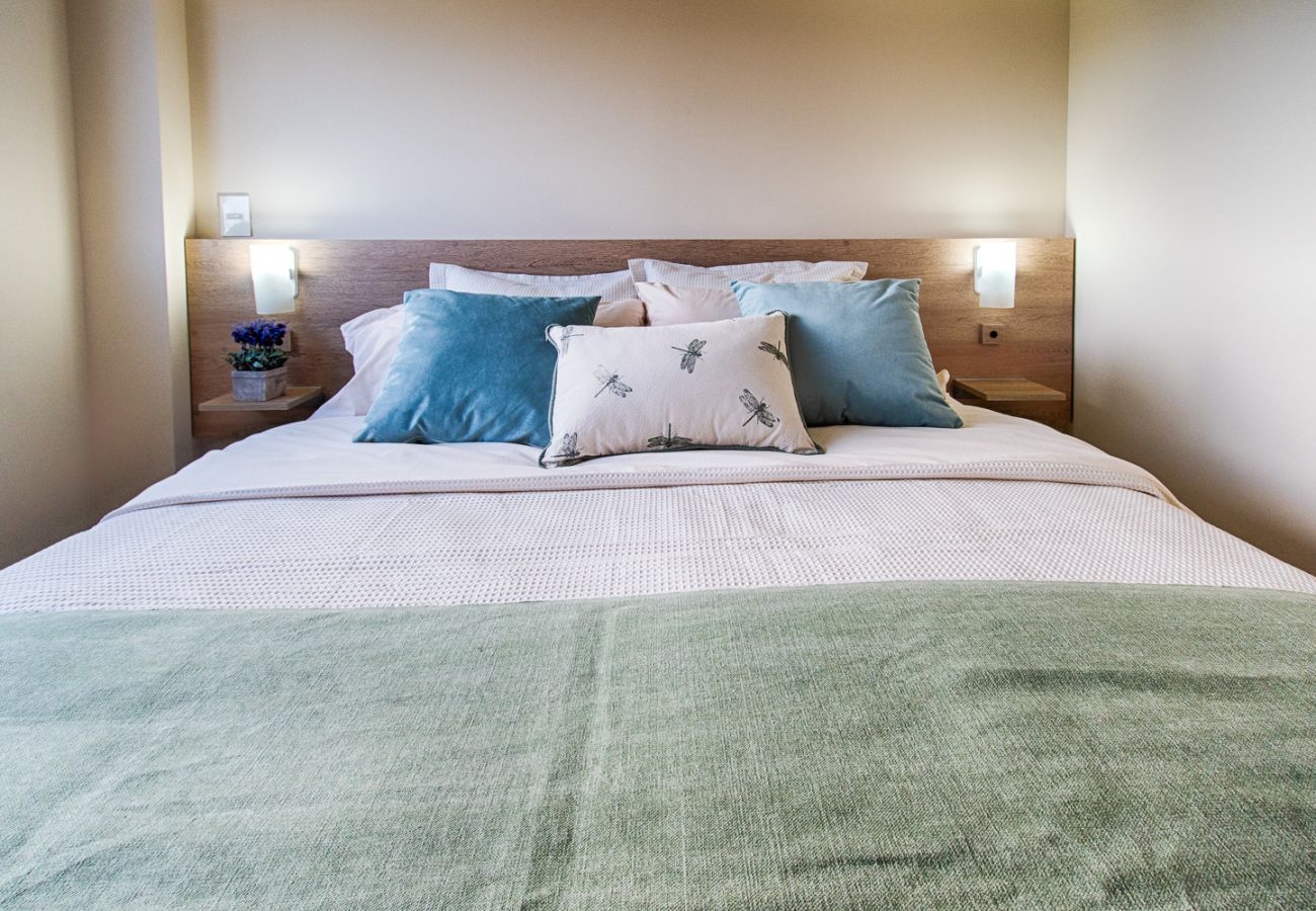 Apartamento en San Carlos de Bariloche - Cielo departamento con vista al lago y a la Catedral de Bariloche