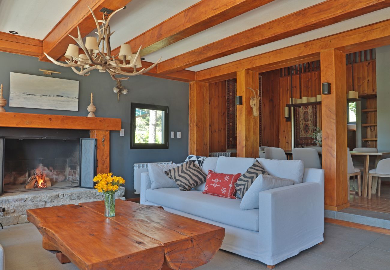 Casa en San Carlos de Bariloche - HUAPI49 Refugio patagonico sobre el lago