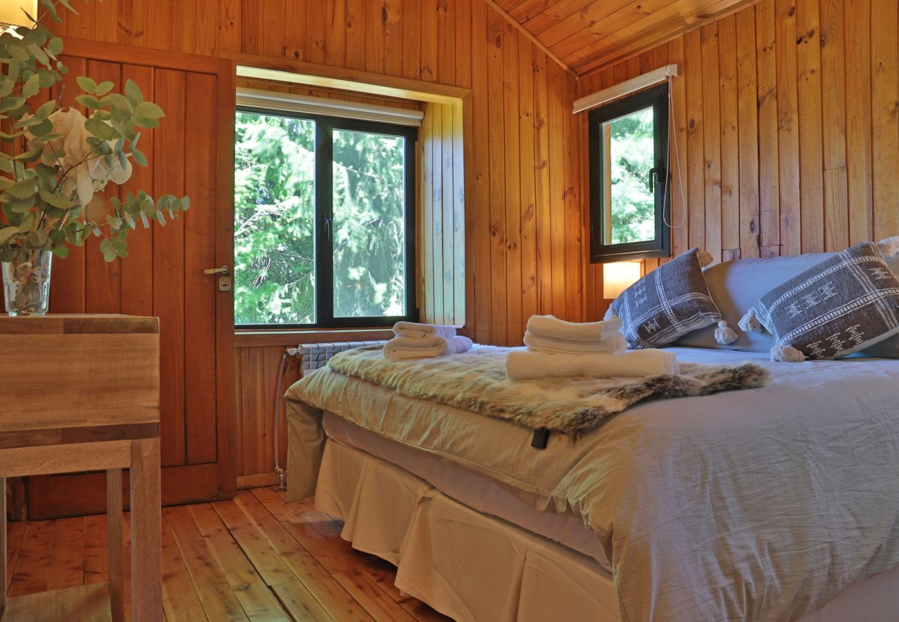 Casa en San Carlos de Bariloche - HUAPI49 Refugio patagonico sobre el lago