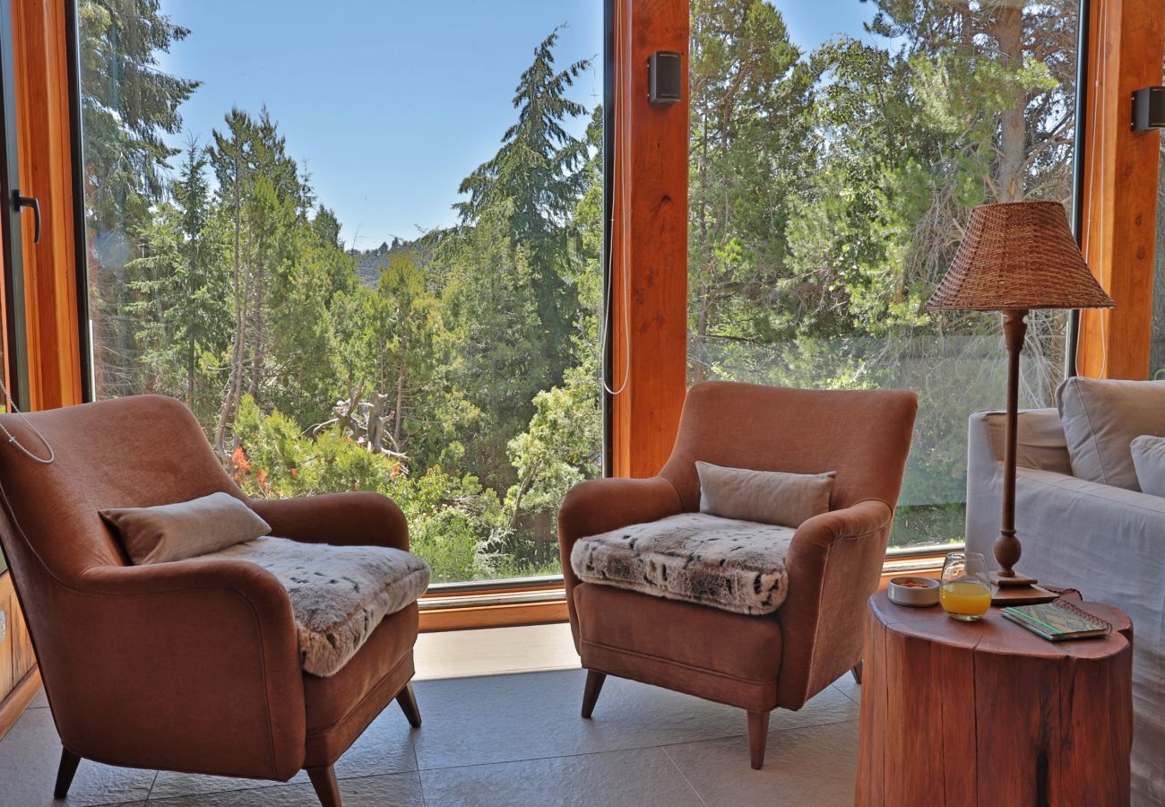 Casa en San Carlos de Bariloche - HUAPI49 Refugio patagonico sobre el lago