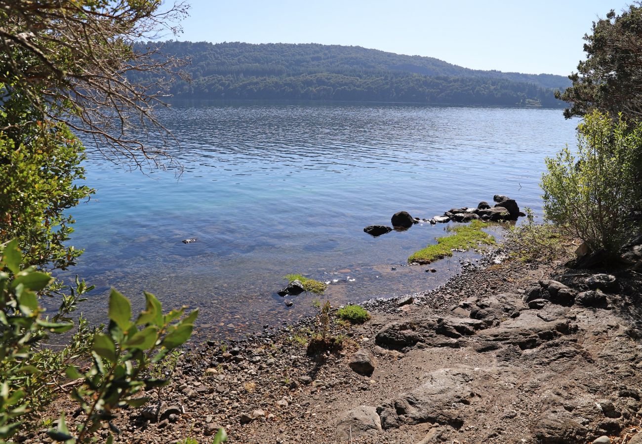 Casa en San Carlos de Bariloche - HUAPI49 Refugio patagonico sobre el lago