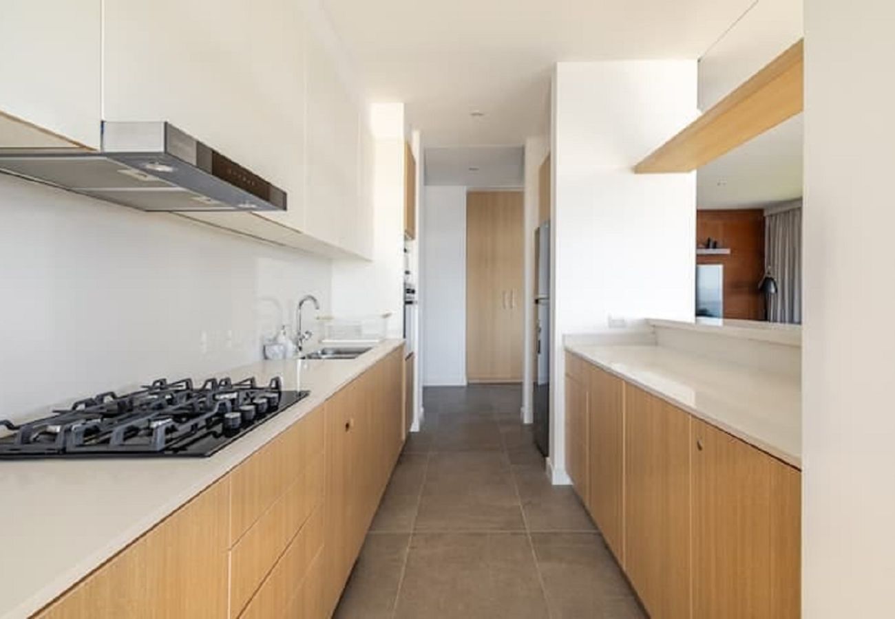 Apartamento en San Carlos de Bariloche - HUAPI50 – Jacuzzi, Pileta y Vista al Lago