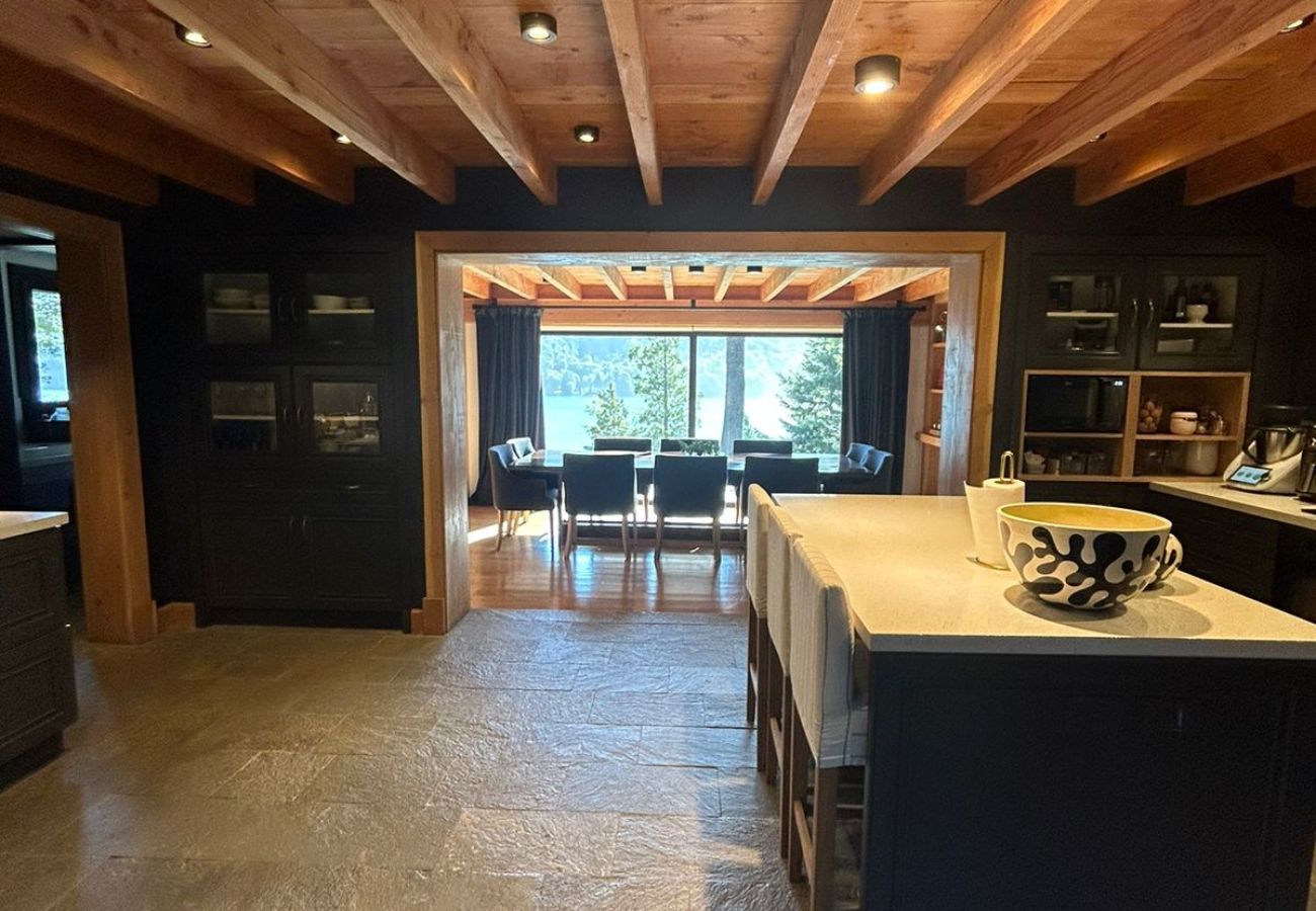 Casa en San Carlos de Bariloche - ARE21 CASA DE MONTAÑA CON VISTA AL LAGO EN ARELAUQUEN